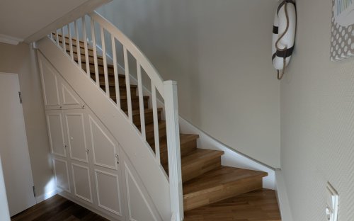 11_eingang_treppe_2.jpg